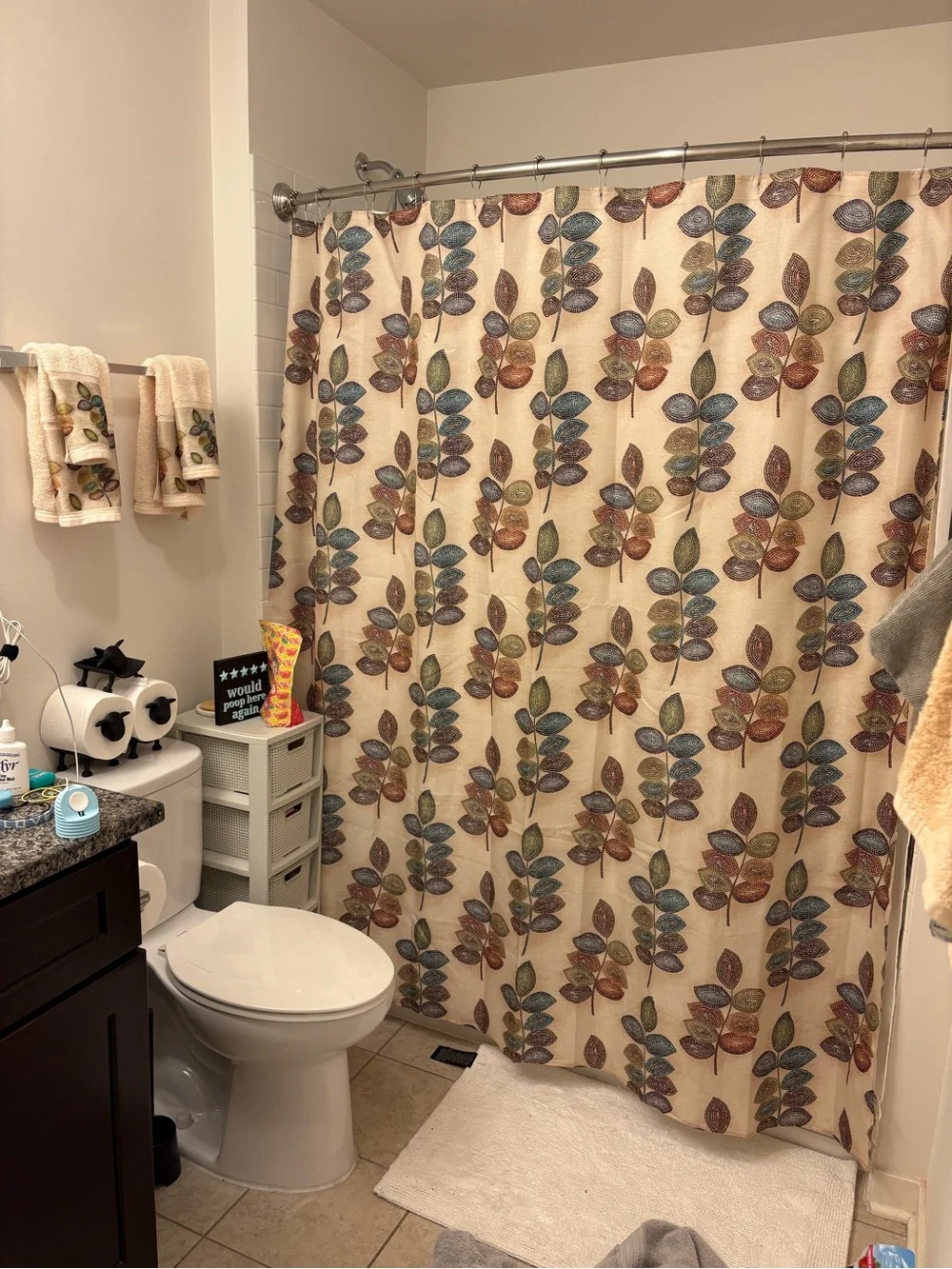 Croscill mosaic Shower Curtain and 11 towels - Multicolor